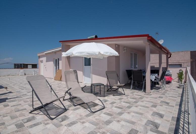 Grcka Reni Greece Beach Penthaus 3 Nea Kallikrateia Exterior photo